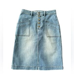 Anthropologie Pilcro Women’s Denim Light Wash Pencil Skirt Buttons Size 0 Preppy
